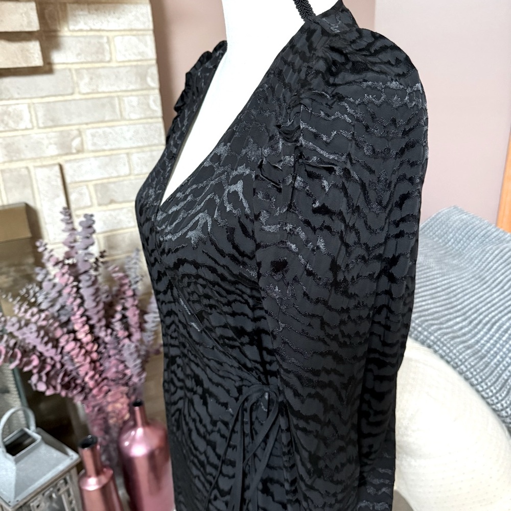 H&M Wrap Dress - Black Zebra Print - Picture 5 of 10